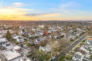 43-24 Morgan St, Little Neck, NY 11363 - Photo 36