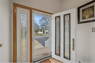 4 Bethal Lane, Commack, NY 11725 - Photo 4