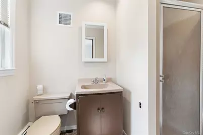 65 Drohan Street, Huntington, NY 11743 - Photo 20