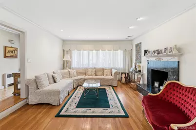 65 Drohan Street, Huntington, NY 11743 - Photo 8