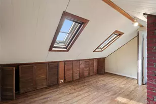 7 Hazelwood Pl, Huntington, NY 11743 - Photo 16