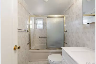 59 Pembrook Drive, Mineola, NY 11501 - Photo 16