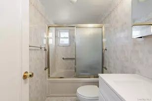 59 Pembrook Dr, Mineola, NY 11501 - Photo 16