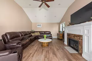 59 Pembrook Dr, Mineola, NY 11501 - Photo 10