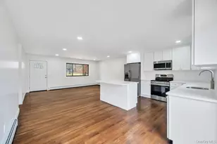 350 Brookhaven Ave, Riverhead, NY 11901 - Photo 8