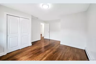 350 Brookhaven Avenue, Riverhead, NY 11901 - Photo 16