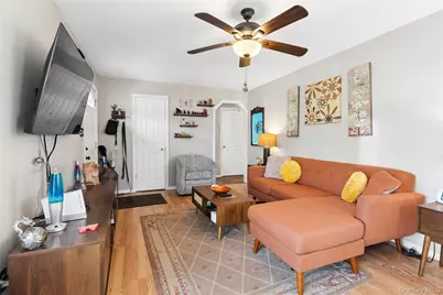 42 Pinetop Drive, Shirley, NY 11967 - Photo 6