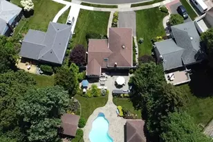 14 Townsend Pl, Syosset, NY 11791 - Photo 42