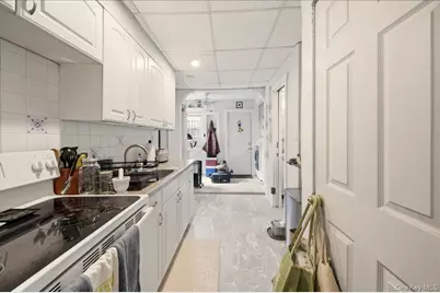 23 Forsythe Place #1, Newburgh, NY 12550 - Photo 4