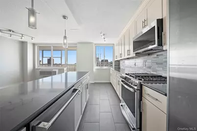 11817 Union Turnpike #21K, Forest Hills, NY 11375 - Photo 6