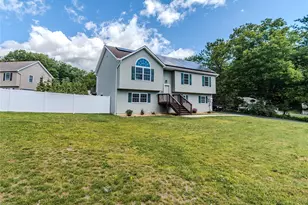 3 Shoddy Hollow Rd, Otisville, NY 10963 - Photo 2