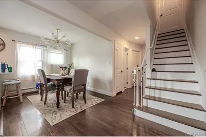 18 Cambridge Drive, Babylon, NY 11702 - Photo 4