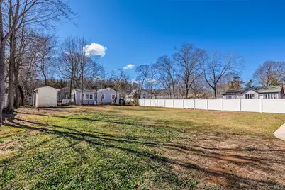 19 Milburn Road, Sound Beach, NY 11789 - Photo 42