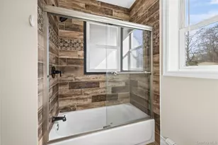 19 Milburn Rd, Sound Beach, NY 11789 - Photo 18