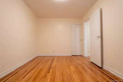 34-58 90 Street #J4, Jackson Heights, NY 11372 - Photo 4