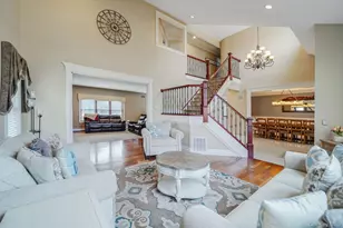 8 Kimberly Ct, Manorville, NY 11949 - Photo 18