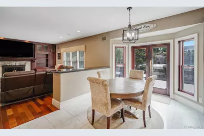 8 Kimberly Court, Manorville, NY 11949 - Photo 8