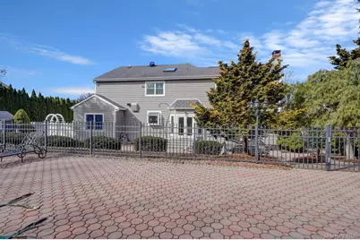 8 Kimberly Court, Manorville, NY 11949 - Photo 40