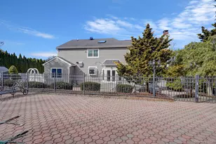 8 Kimberly Ct, Manorville, NY 11949 - Photo 40