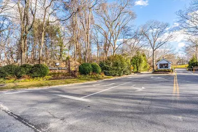 199 Skyline Drive, Coram, NY 11727 - Photo 34