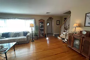 4 Sylvan Way, Suffern, NY 10901 - Photo 2