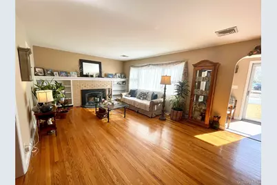 4 Sylvan Way, Suffern, NY 10901 - Photo 2