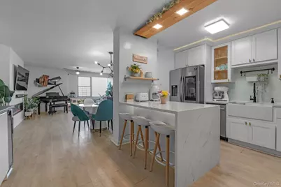 125-10 Queens Boulevard #2205, Kew Gardens, NY 11415 - Photo 2