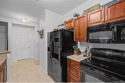 935 Tower Ridge Circle, Middletown, NY 10941 - Photo 10