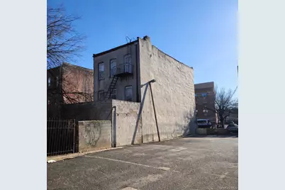 1705 St. Johns Place, Brooklyn, NY 11223 - Photo 10