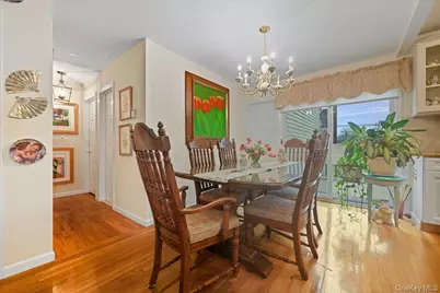 3937 Kingsberry Road, Seaford, NY 11783 - Photo 8