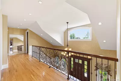 2 Shore Drive, Manhasset, NY 11030 - Photo 22