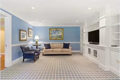 2 Shore Drive, Manhasset, NY 11030 - Photo 12