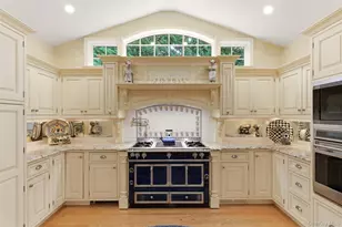 2 Shore Dr, Manhasset, NY 11030 - Photo 16