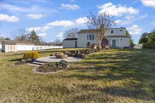 11 Dennard Rd, Hauppauge, NY 11788 - Photo 30