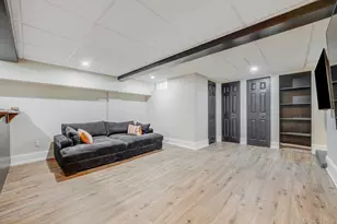 183 Old Country Rd, Speonk, NY 11972 - Photo 36