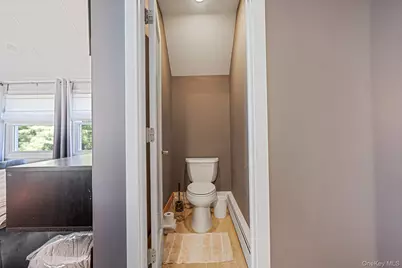 183 Old Country Road, Speonk, NY 11972 - Photo 18