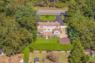 183 Old Country Rd, Speonk, NY 11972 - Photo 44