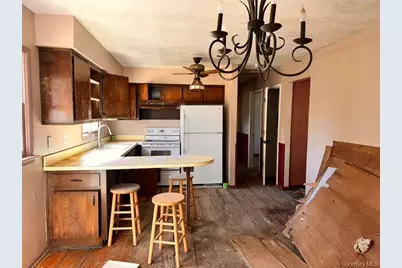 179 Roosevelt Road, Hyde Park, NY 12538 - Photo 6