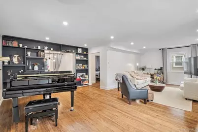 75 Oakland Avenue, Tuckahoe, NY 10707 - Photo 4