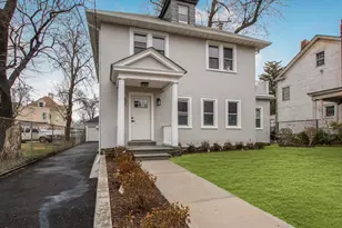 219 S 2nd Ave, Mount Vernon, NY 10550 - Photo 2