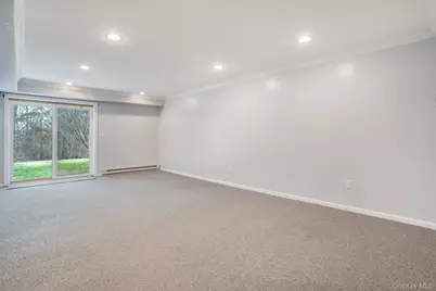 4 Meadow Way, Hopewell Junction, NY 12533 - Photo 18