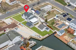 244 S Bayview Ave, Amityville, NY 11701 - Photo 4