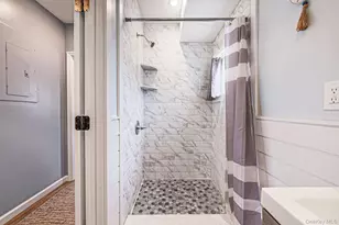 244 S Bayview Ave, Amityville, NY 11701 - Photo 20