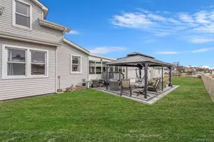 244 S Bayview Ave, Amityville, NY 11701 - Photo 34