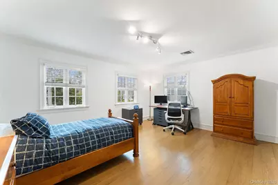 45 Griffen Avenue, Scarsdale, NY 10583 - Photo 20