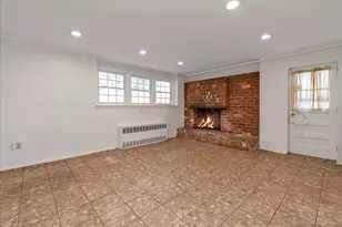 10 Sycamore Rd, Glen Cove, NY 11542 - Photo 10