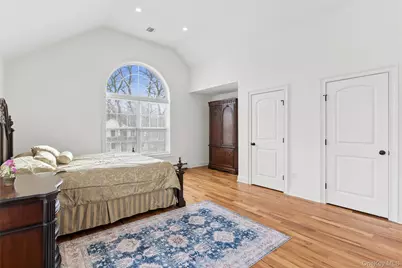 16 Gateway Court, Hampton Bays, NY 11946 - Photo 18