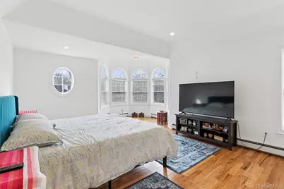 16 Gateway Court, Hampton Bays, NY 11946 - Photo 20