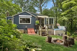 8 Towle Pl, Glen Cove, NY 11542 - Photo 22