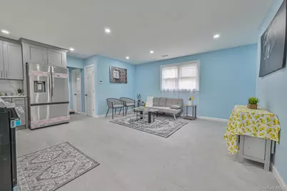 7 Joan Avenue, Centereach, NY 11720 - Photo 6